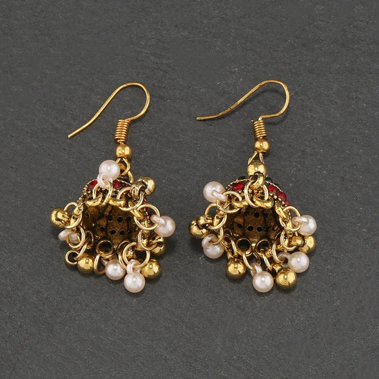 Pendientes Étnicos Dorados con Detalles de Perlas y Cristales Rojos y verdes - Decoración marroquí artesanal y cosmética natural
