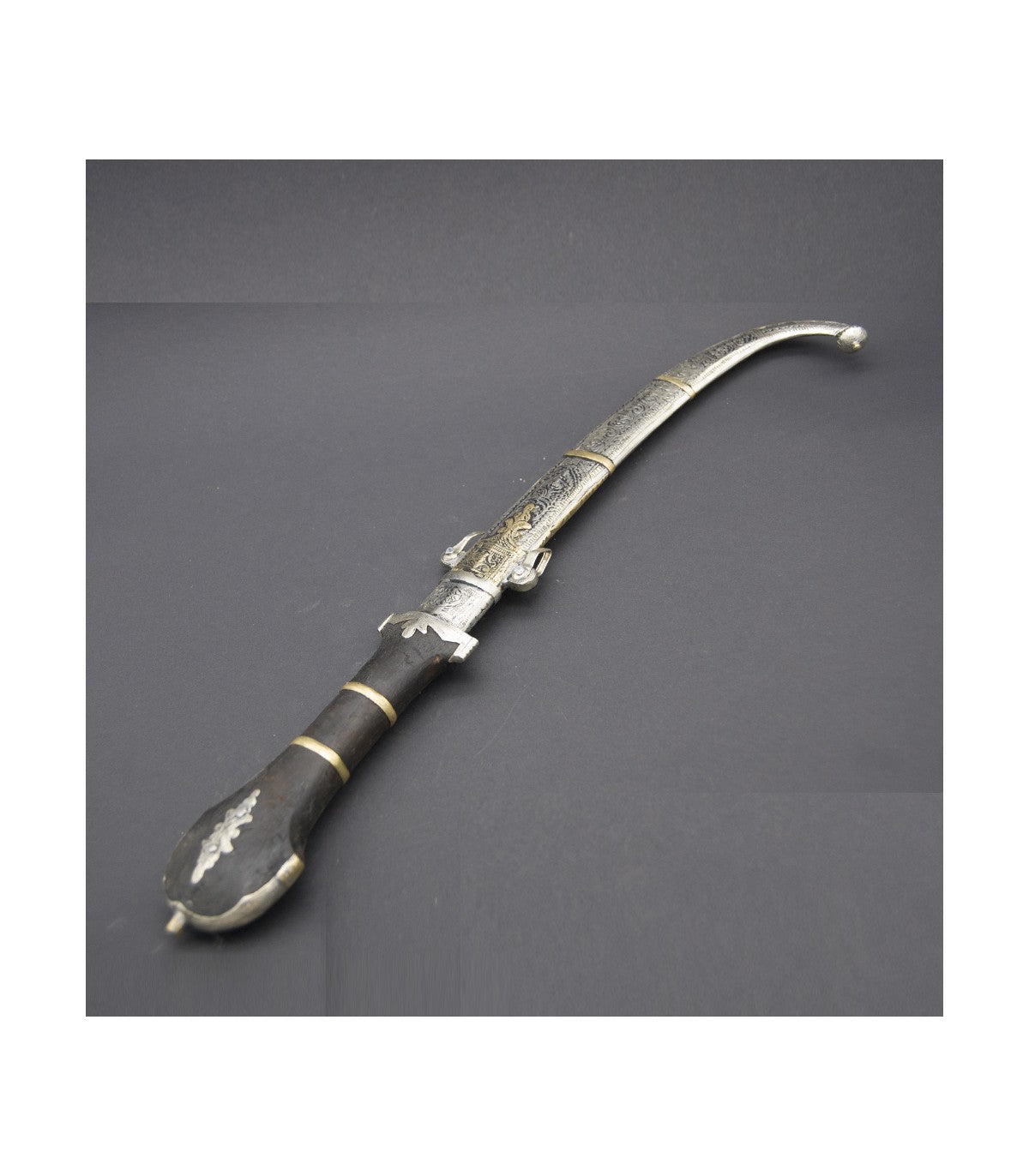 Decorative Arabic Dagger or Dagger - Berber Style Arabic decorative weapon