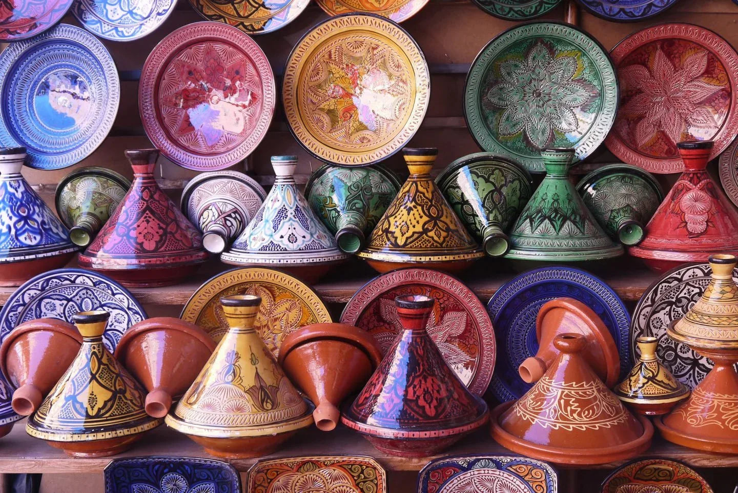Descubre Nuestros Tajines Marroquíes: Una Experiencia Auténtica en tu Mesa - Decoración marroquí artesanal y cosmética natural