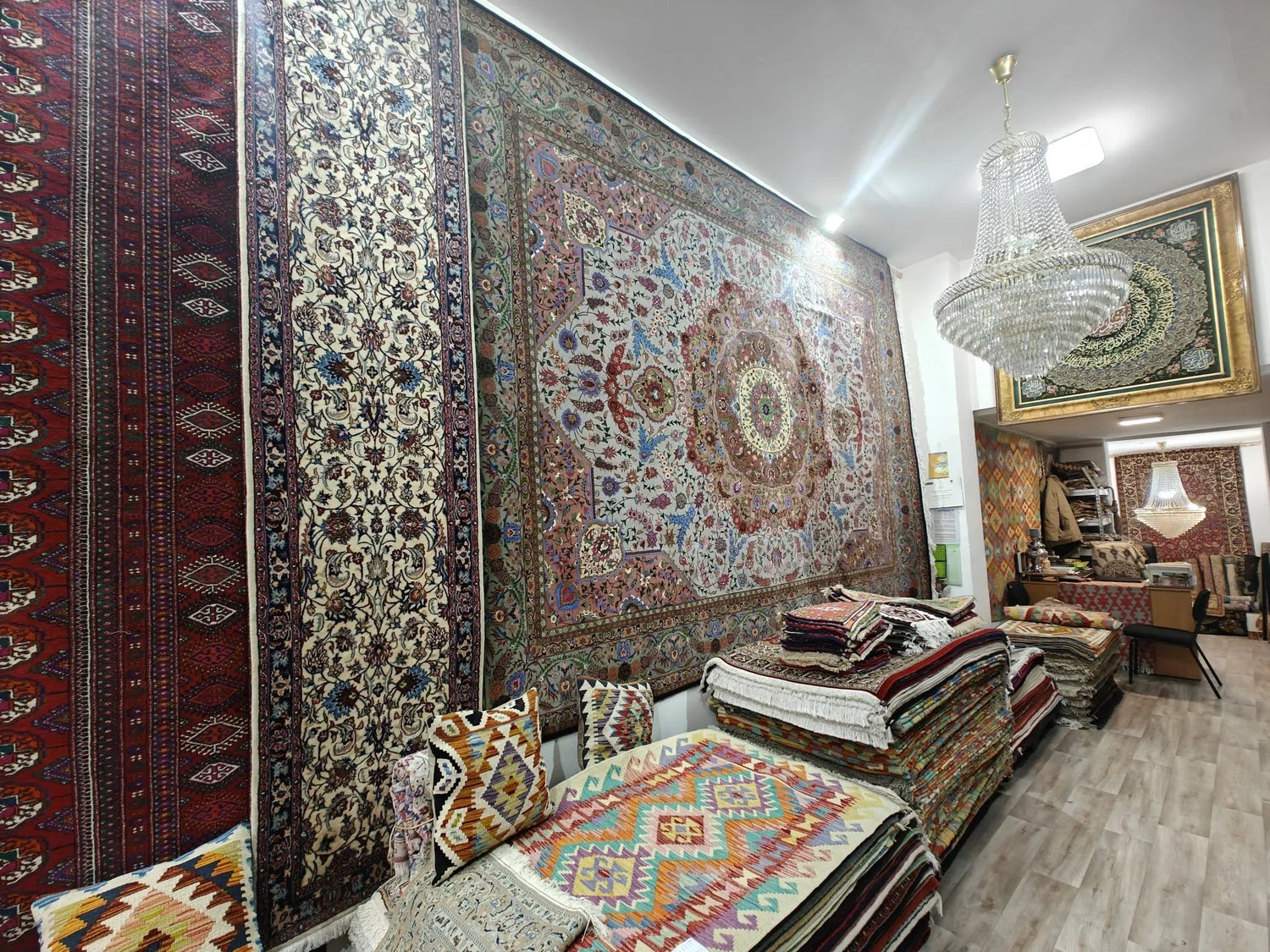 Alfombras Árabes Orientales 100% Artesanales de Lana, Seda y Algodón. - Decoración marroquí artesanal y cosmética natural