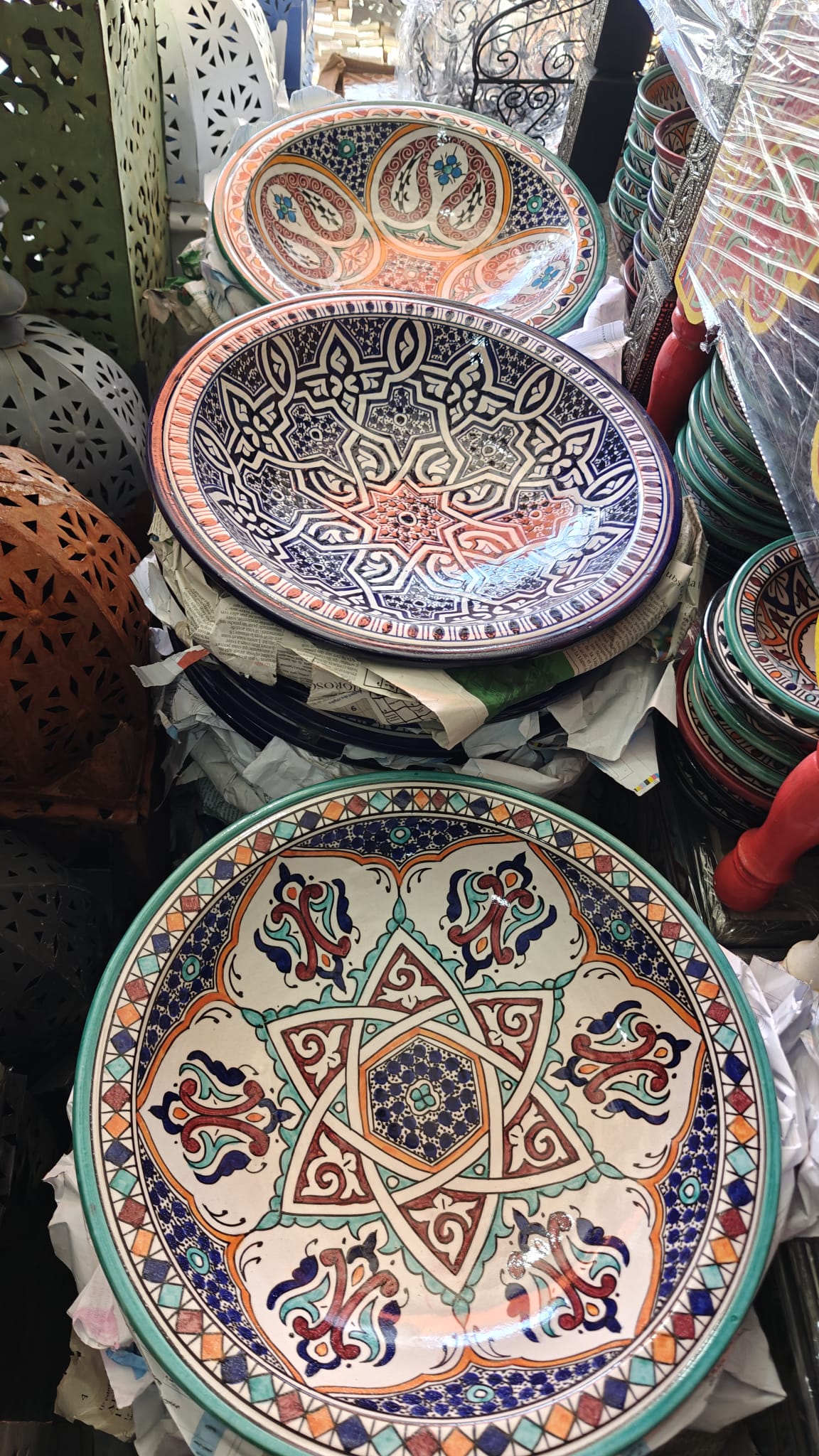 Plato Hondo Árabe Cerámica Fez Azul y Blanco - Pintado a Mano - Vajilla Marroquí Tradicional