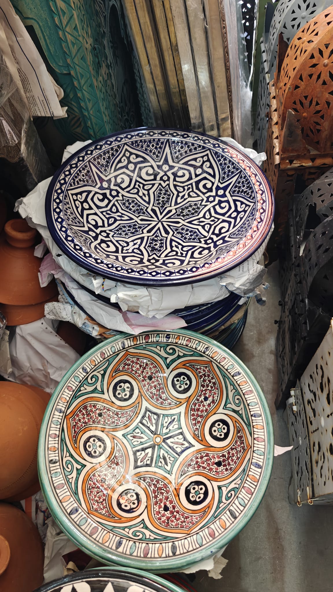 Plato Hondo Árabe Artesanal de Cerámica Fez - Pintado a Mano - Modelo FESI - Vajilla Marroquí