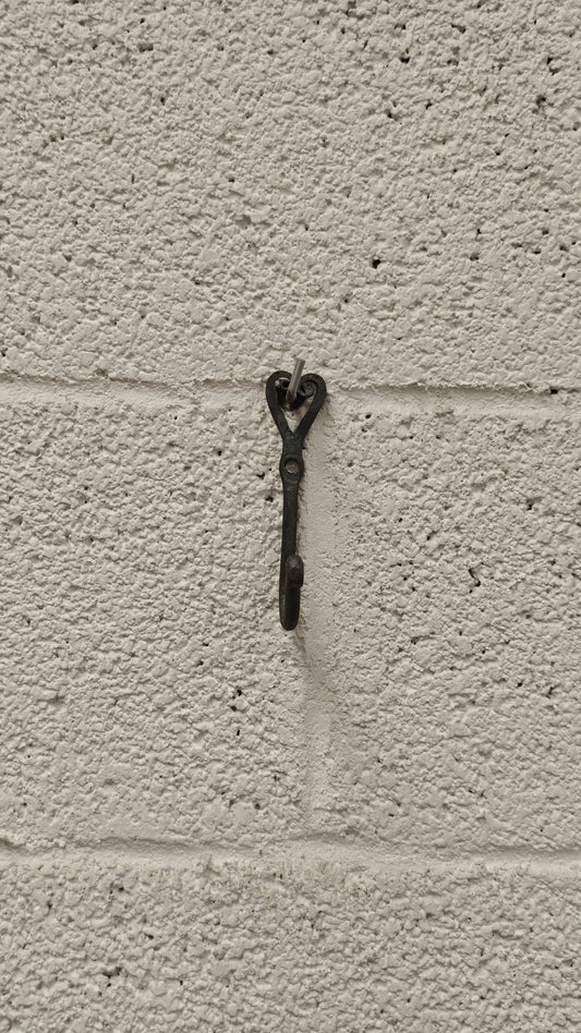 Colgador Pared Hierro Forjado Marroquí "Xauen" – Diseño Corazón