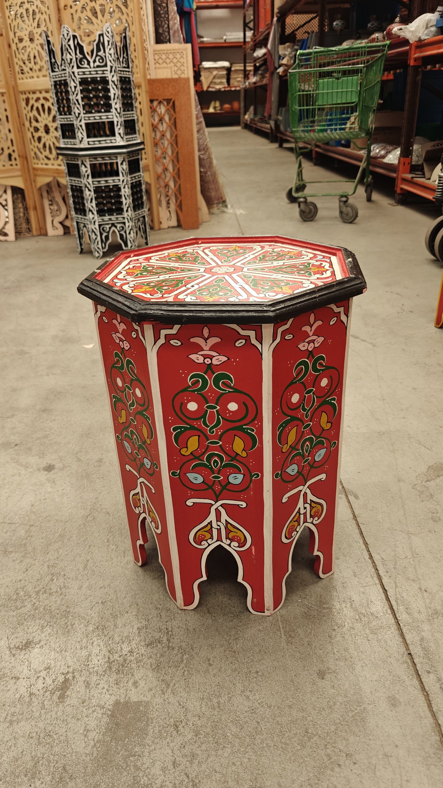 Mesita árabe octogonal roja | Decoración marroquí pintada a mano