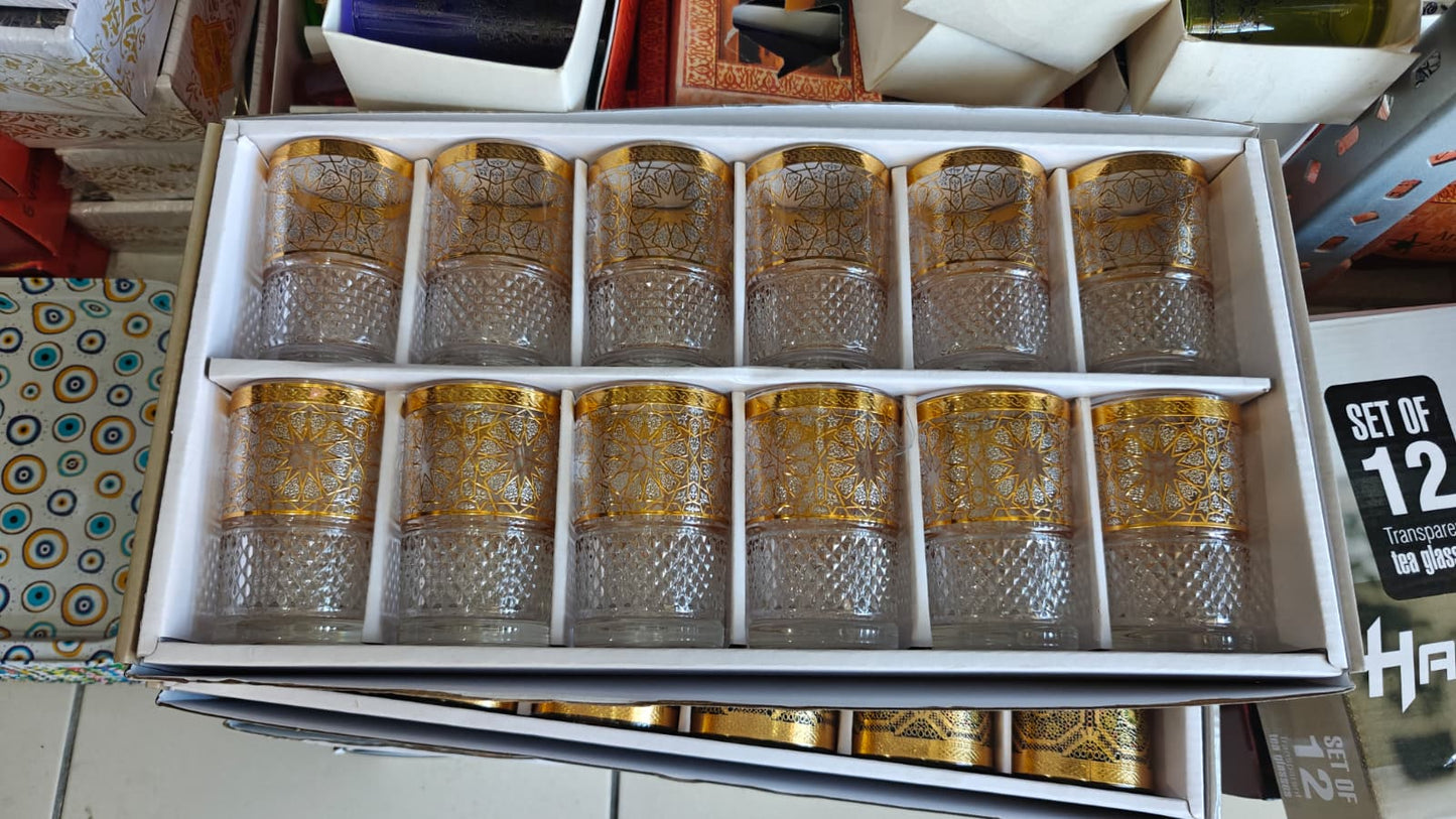 Vasos de Té Marroquí con Grabado Dorado — Set de 12 Unidades - Decoración marroquí