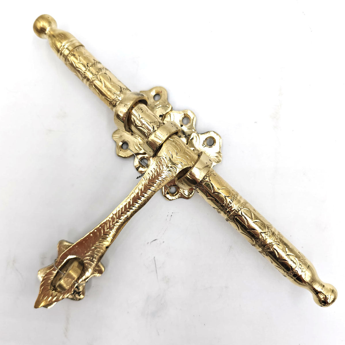 Antique Style Deadbolt Latch - Elegance and Security for your Doors