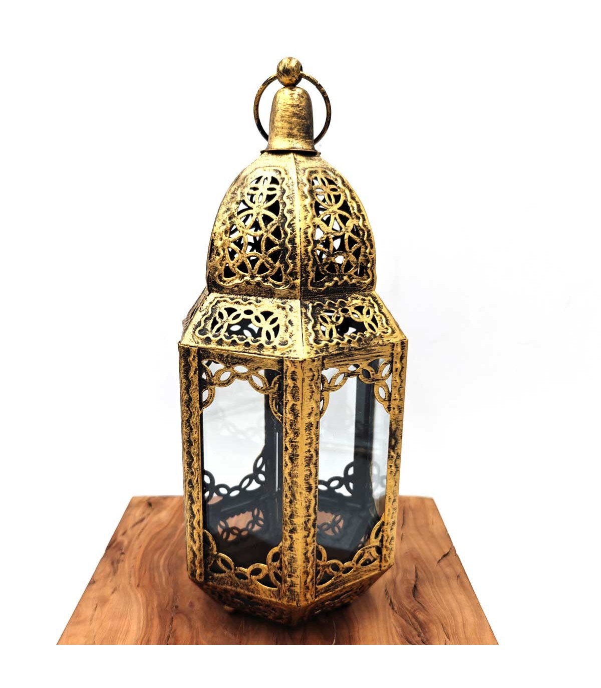 Farol dorado envejecido de 30 cm con paneles transparentes, cúpula calada y anilla superior