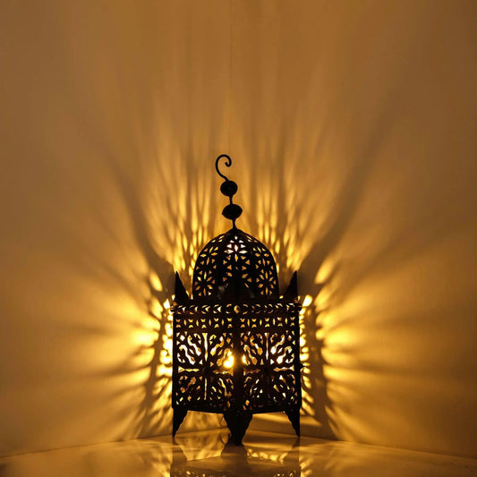 Lámpara Marroquí de Metal Estilo Andalusí para Exterior e Interior - Decoración marroquí artesanal y cosmética natural