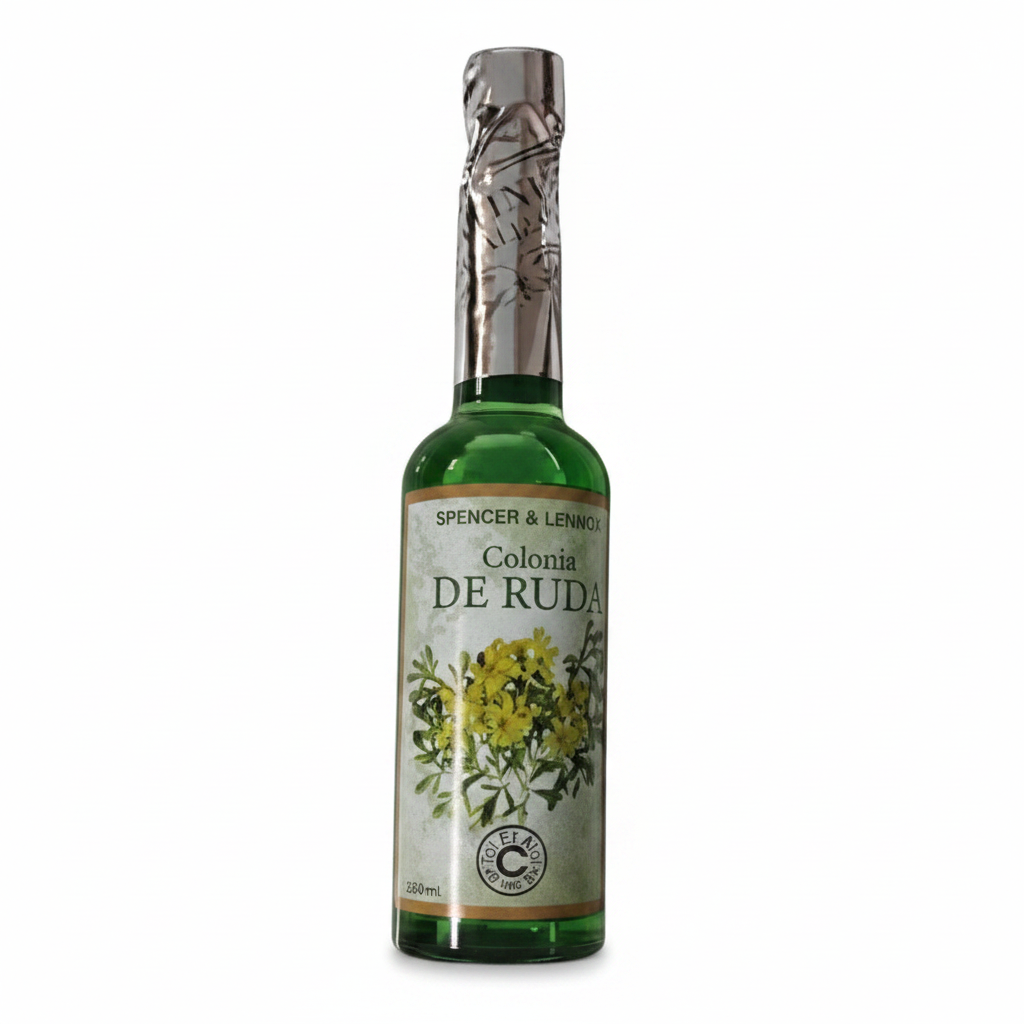 Colonia de Ruda Spencer & Lennox 250 ml – botella de vidrio con líquido verde y etiqueta botánica, fondo blanco