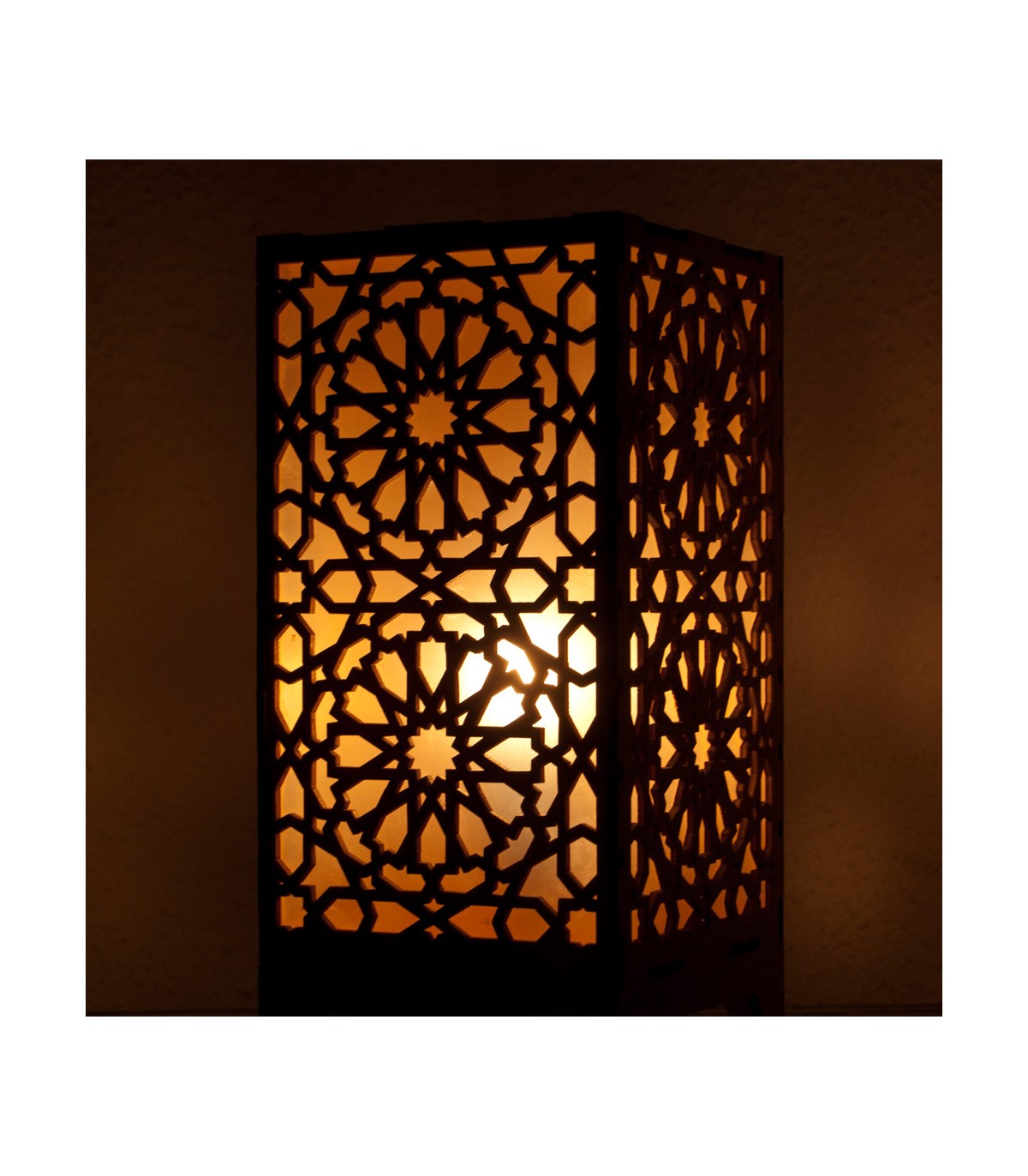 Lampe de table en bois à treillis arabe avec un design en mosaïque andalouse