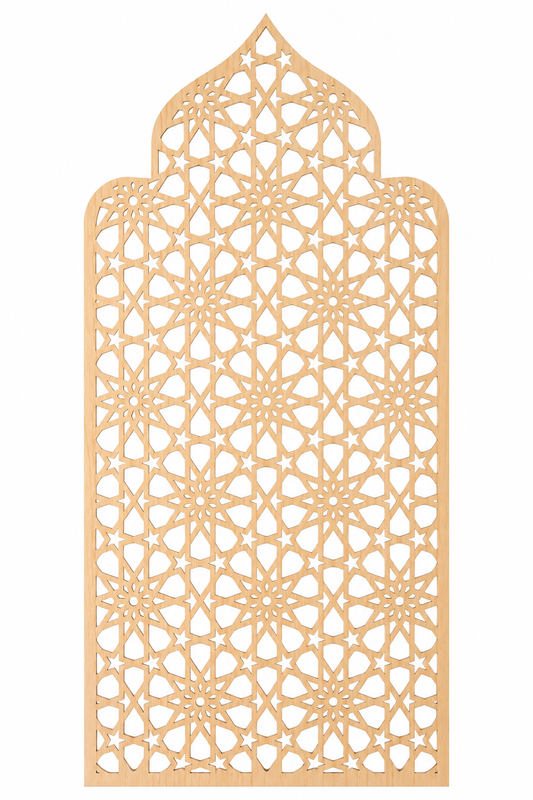 Celosía Meknesi de 60 × 30 cm en madera de okume natural de 5 mm sobre fondo blanco.