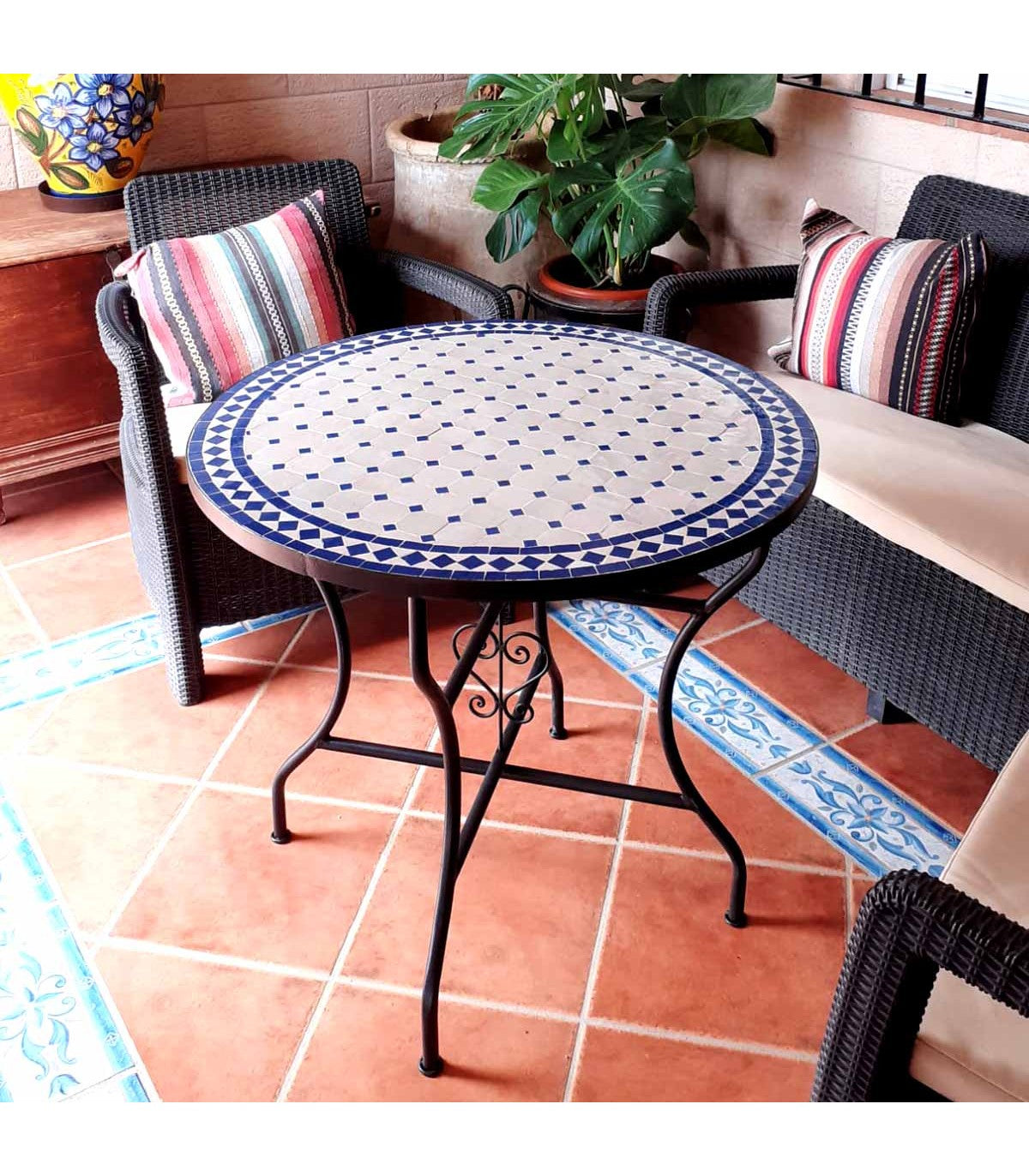 Mesa de Mosaico Marroquí Redonda para Jardín y Terraza – Zellige Azul