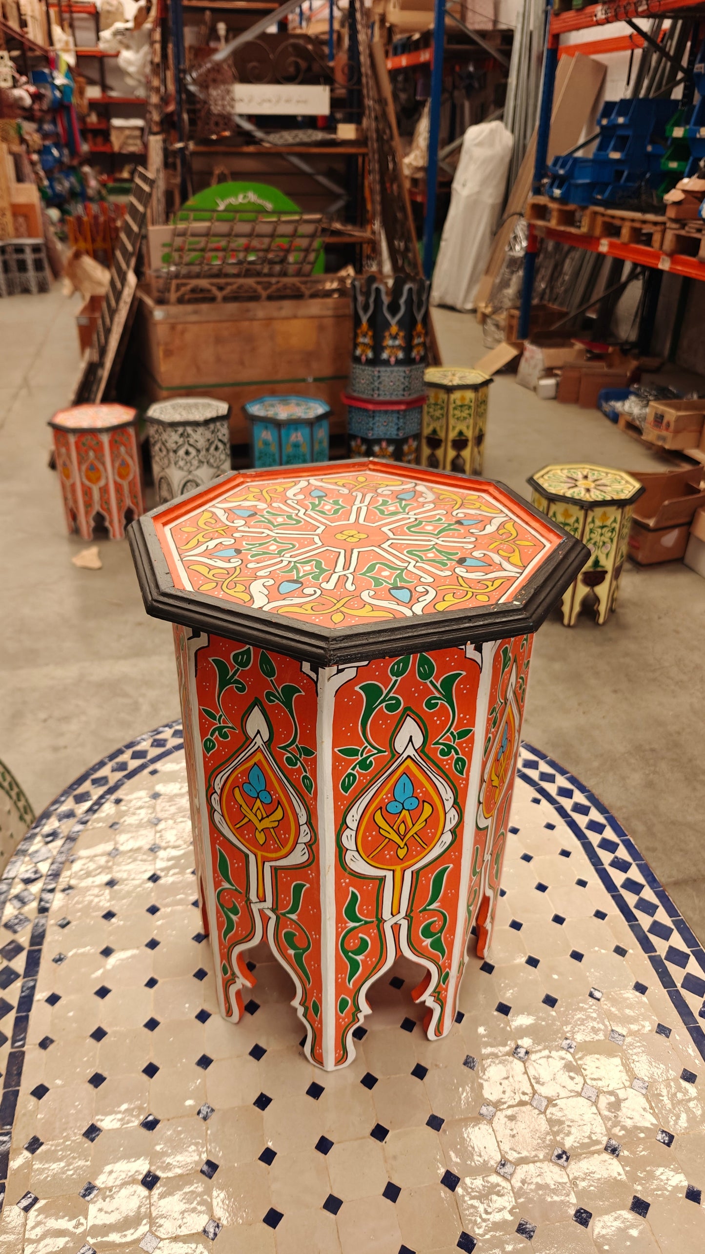 Mesa auxiliar octogonal marroquí pintada a mano - Roja