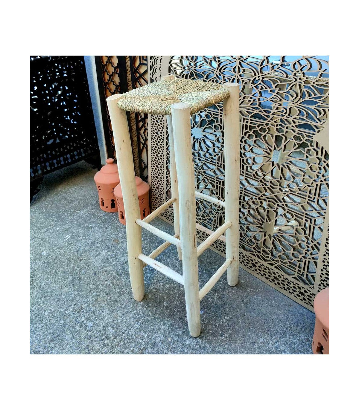 Tabouret artisanal en bois de citron et d'esparto - Style marocain rustique pour votre maison 